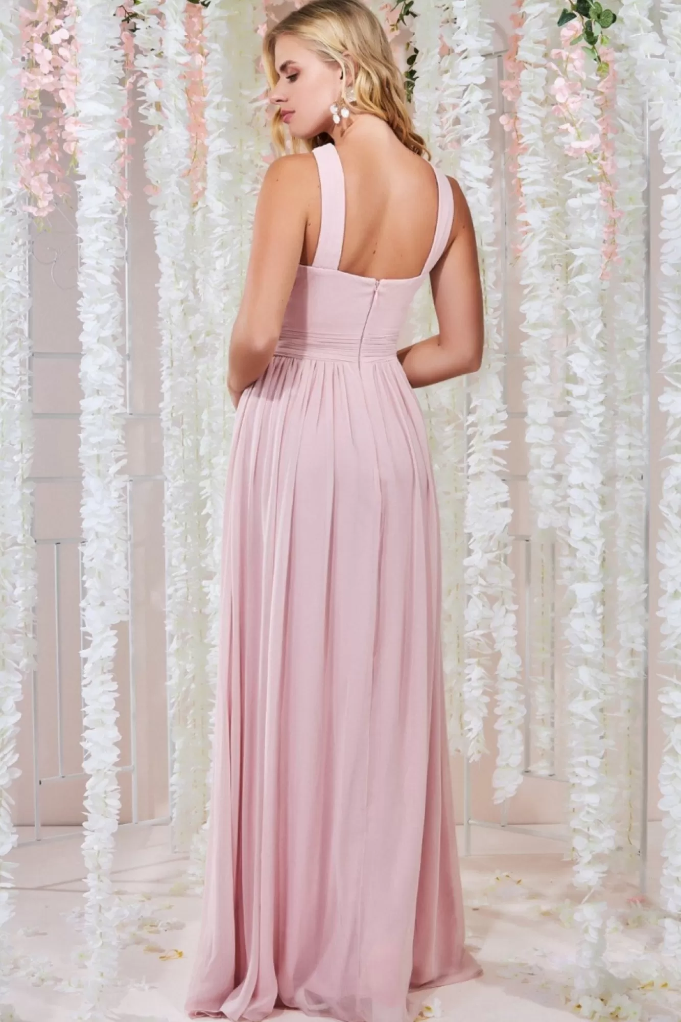 Maxi Dresses^* Halter Neck Chiffon Maxi Dress Lightpink