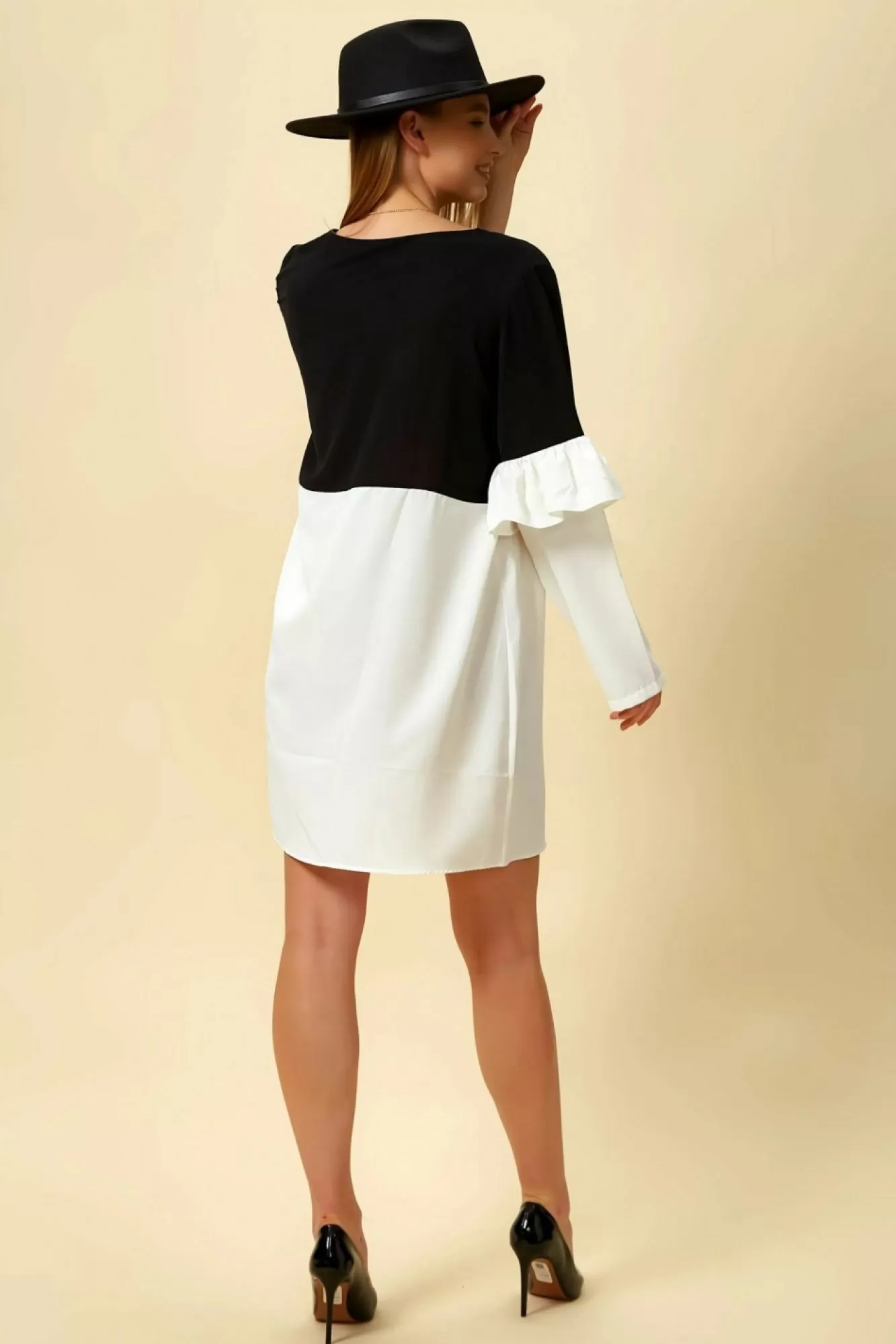 Blouses^Hoxton Gal Colour Block Top With Frill Sleeve White Blossom