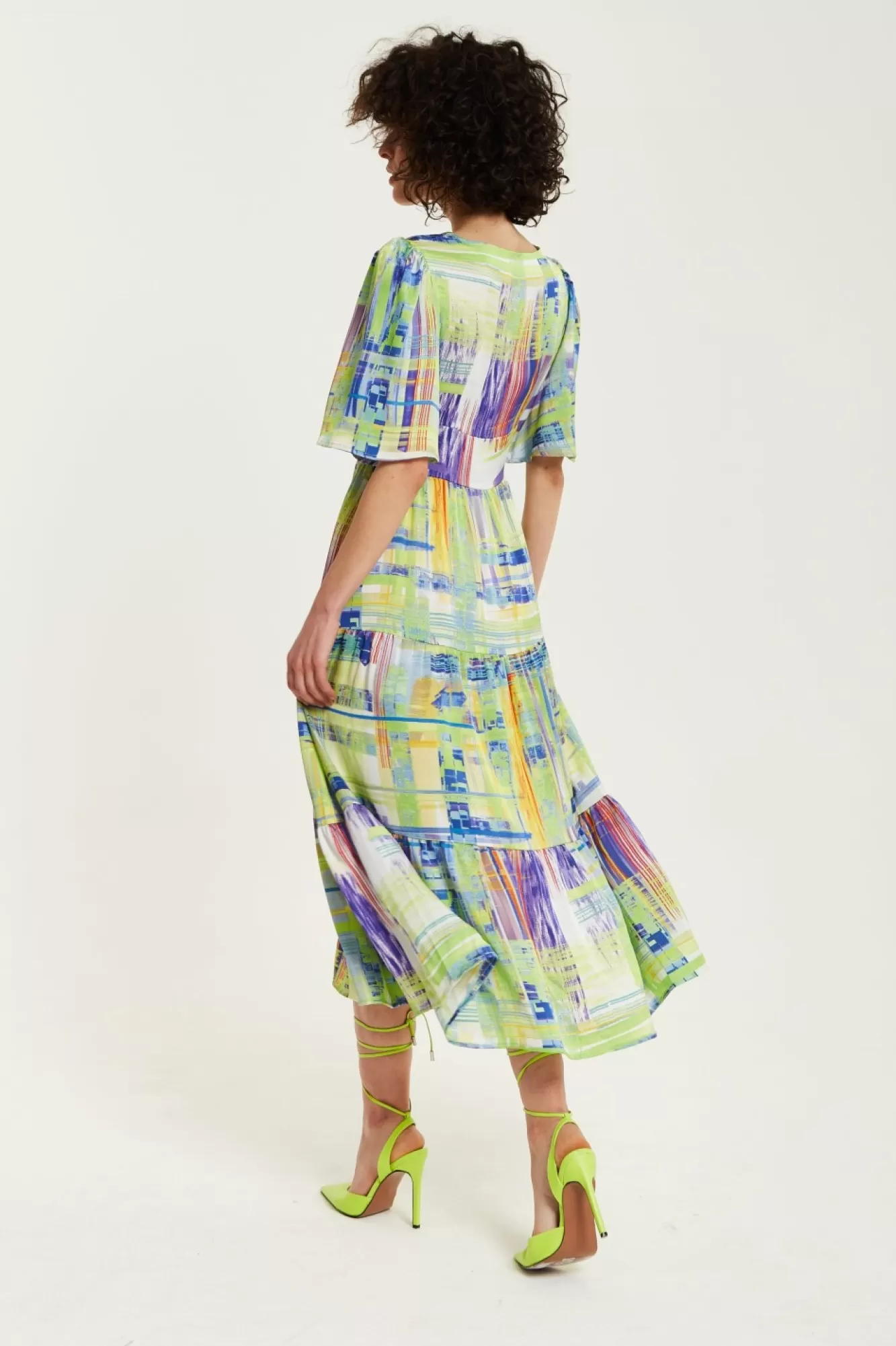 Midi Dresses^Liquorish Abstract Print Midi Dress With Short Sleeves Green
