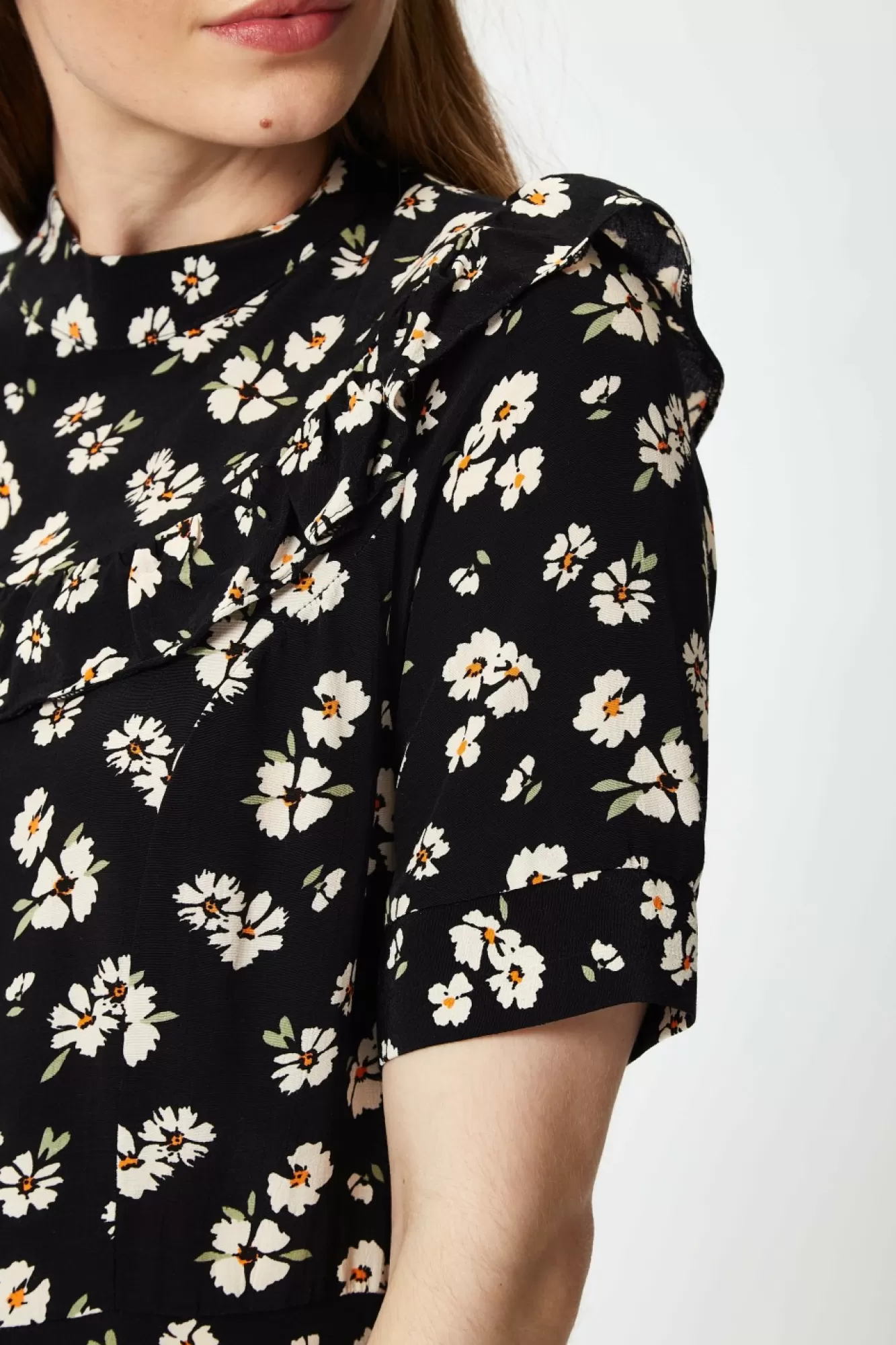 Mini Dresses^Liquorish Black Floral Mini Dress With Frill Details Blackfloral