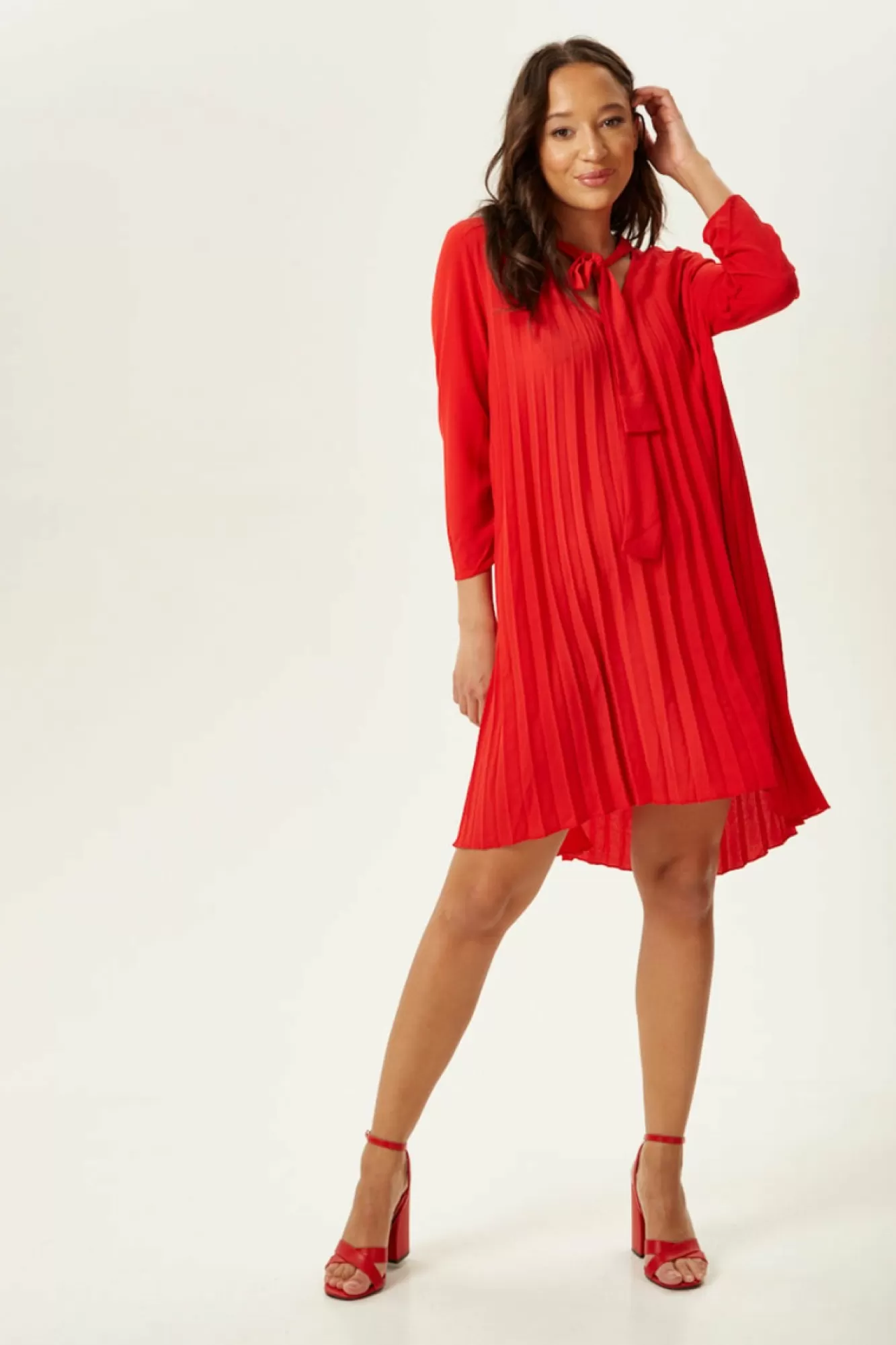 Mini Dresses^Liquorish Divine Grace Pleated Dress Red