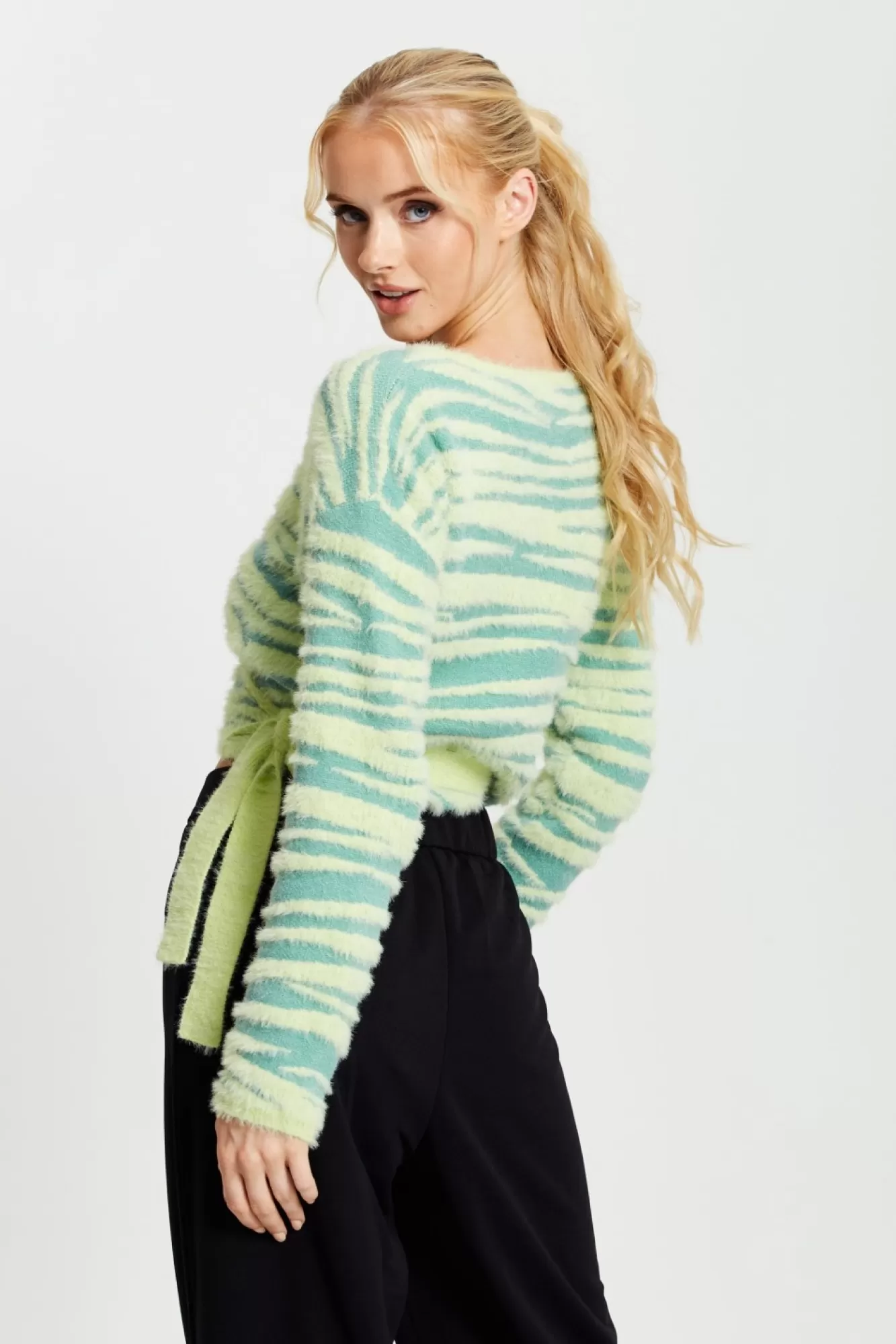 Cardigans^Liquorish Textured Zebra Wrap Cardigan In Yellow And Green Yellowgreen