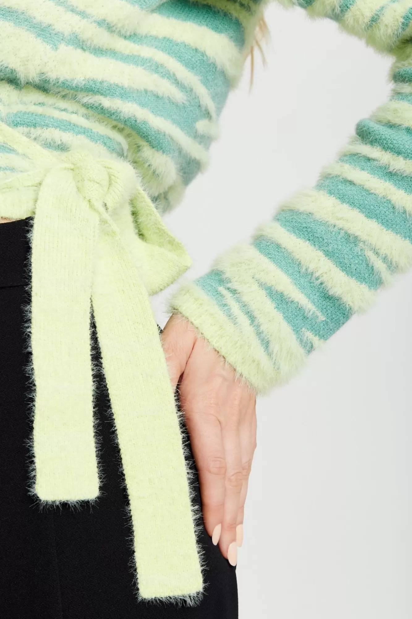 Cardigans^Liquorish Textured Zebra Wrap Cardigan In Yellow And Green Yellowgreen
