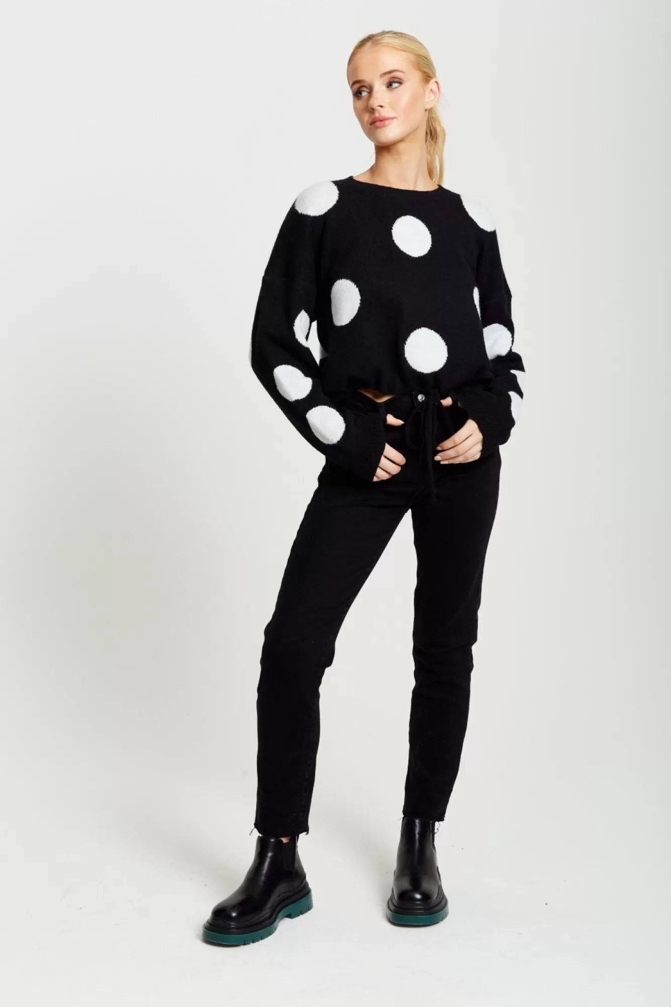 Knitwear^Liquorish White Polka Dot Jumper In Black