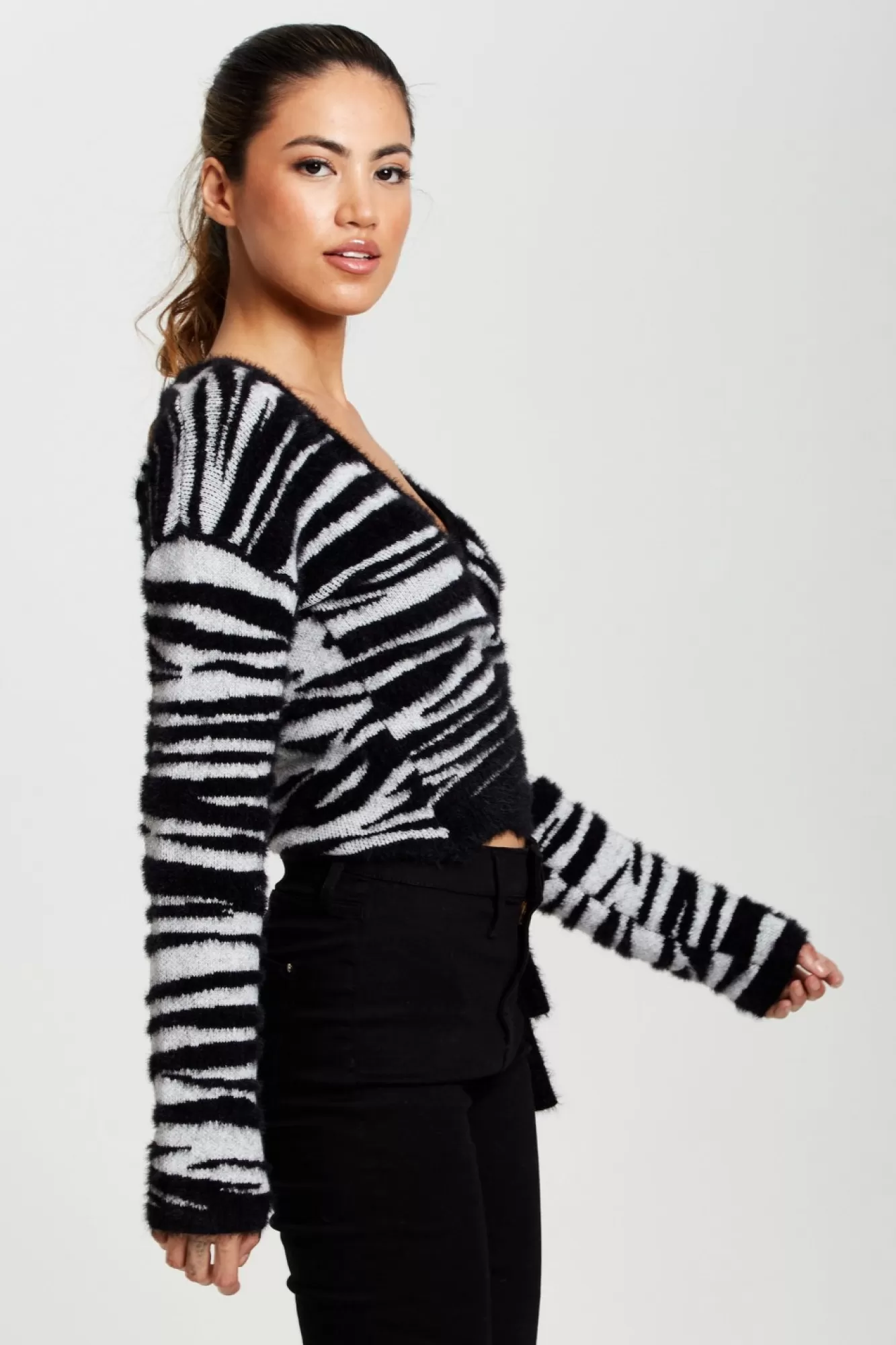 Cardigans^Liquorish Zebra Pattern Wrap Cardigan In Black And White Blackwhite