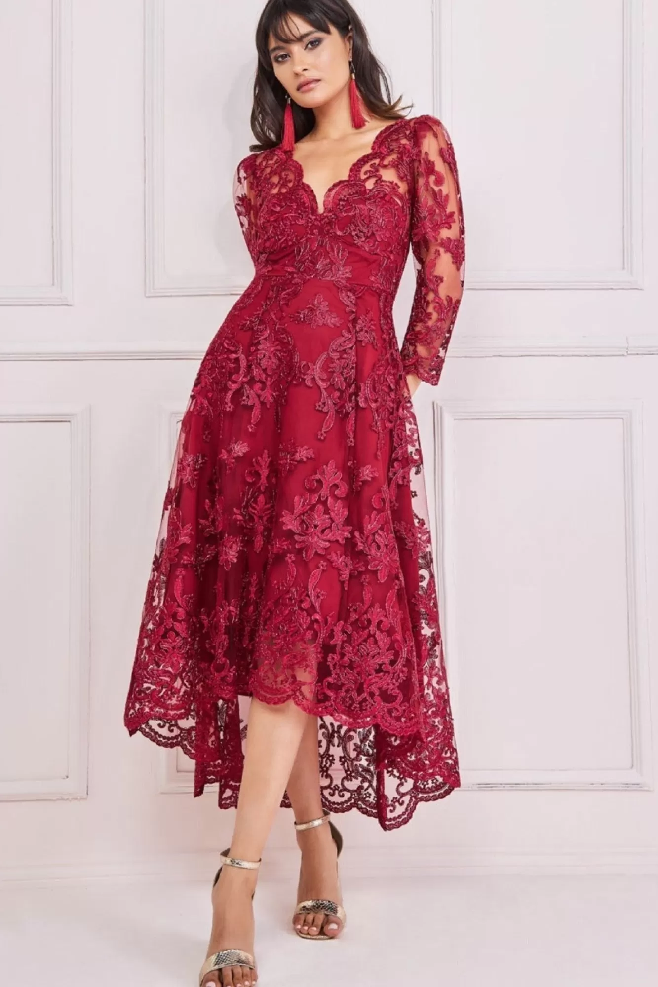 Midi Dresses^* Scalloped Lace Dipped Hem Midi Dress Wine